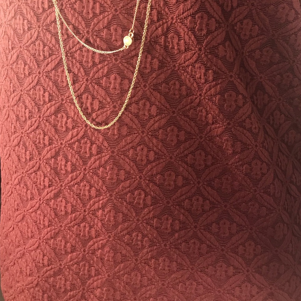 ⭐️ Final price LOFT outlet burgundy embossed tank - Picture 3 of 5